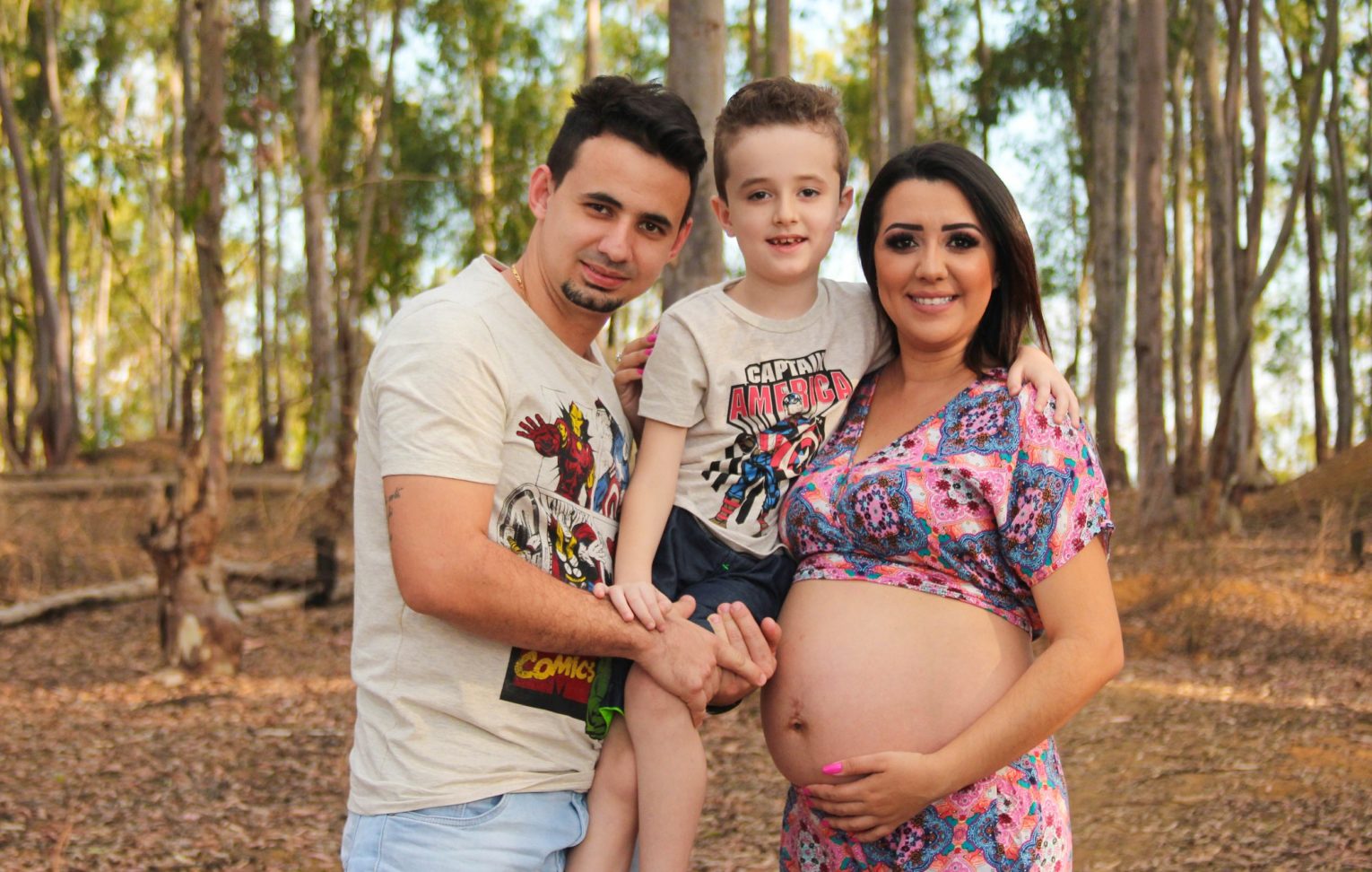 ensaio gestante ipatinga cidade nova mg minas gerais gestaçao maternidade quartinho bebe revelação amor de mãe ensaio por do sol ensaio familia ideias inspiração