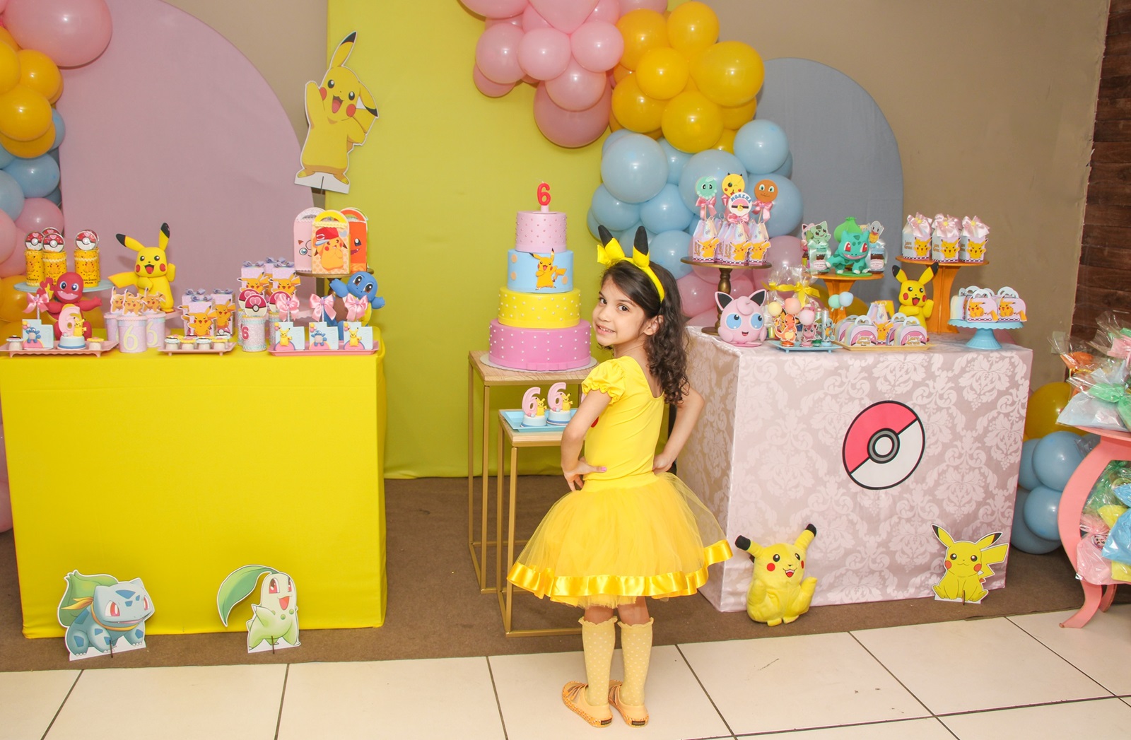 Aniversário Tema Pikachu em Ipatinga para meninas