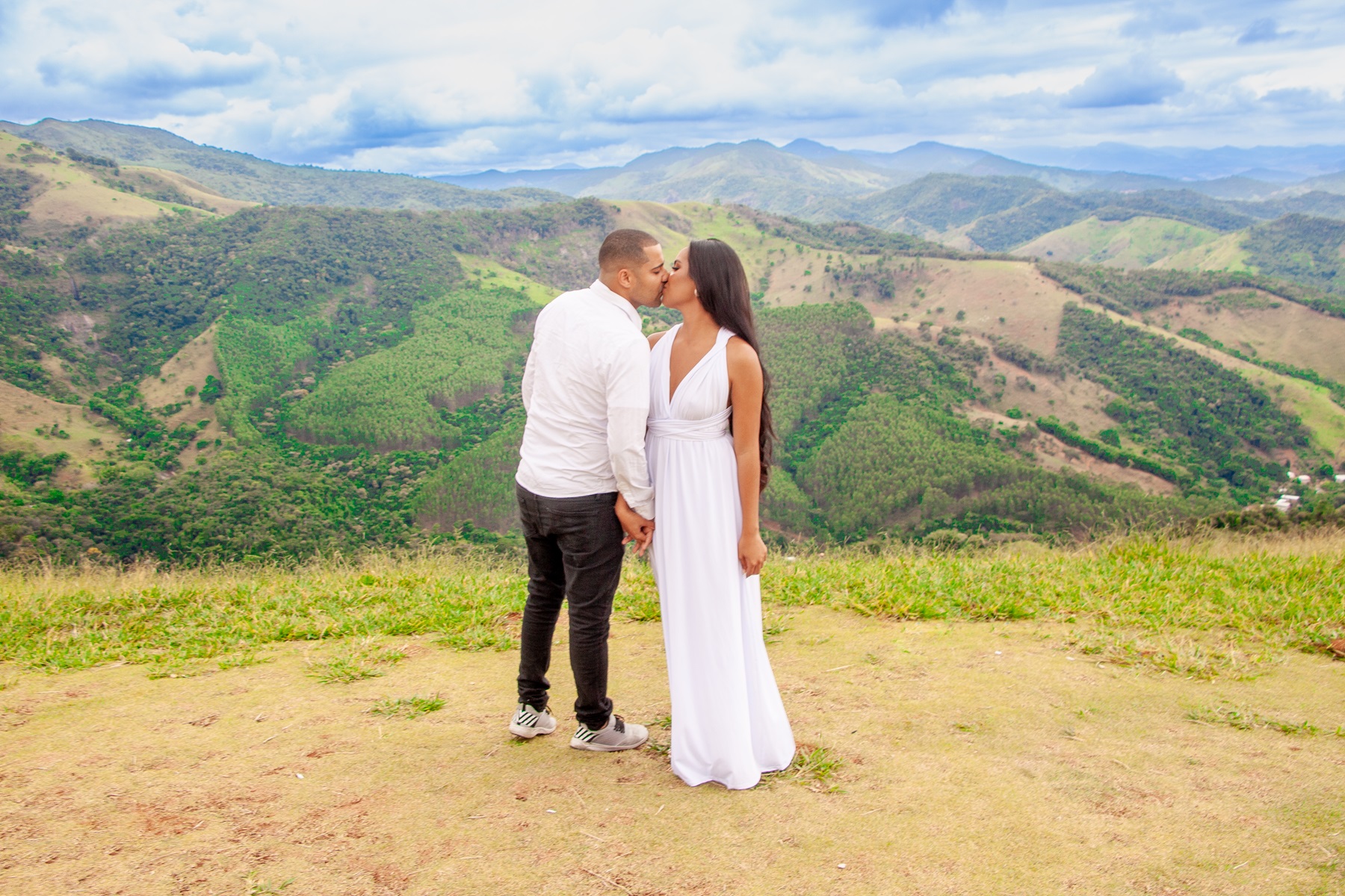 Sabrina e Dênio - Ensaio Casal no Portal da Serra